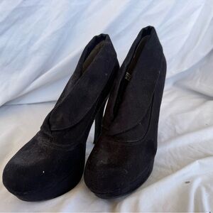 Elegant Black Women's Shoes